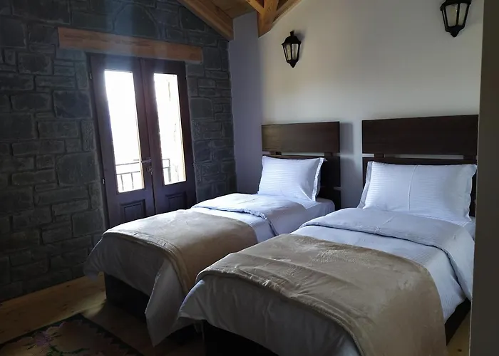 בית הארחה Chri Chri 3*